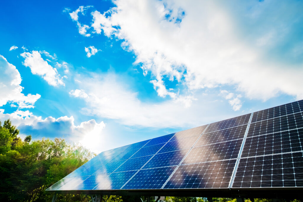 大阪府で太陽光メンテナンス・リフォームならICHIWAへ！一生のお付き合いを叶える専門技術