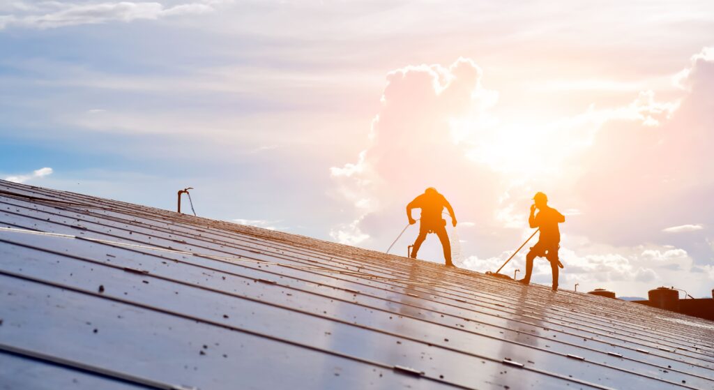 大阪府で「一生のお付き合い」を叶えるICHIWAの屋根修理と太陽光メンテナンス