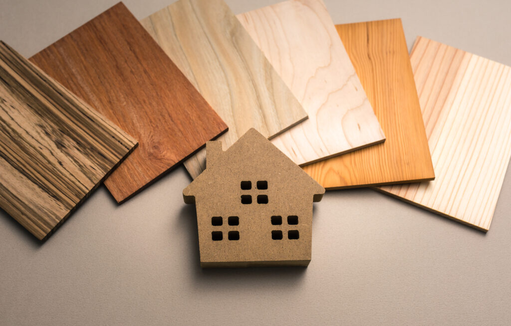 大阪府で屋根修理をどこに頼むか迷ったらICHIWAへ！太陽光メンテナンスとリフォームの専門家が教える一生のお付き合い