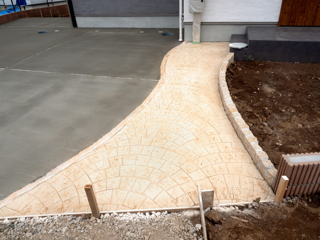 大阪府の屋根修理・雨漏り対策ならICHIWAへ！一生のお付き合いを叶える専門メンテナンス